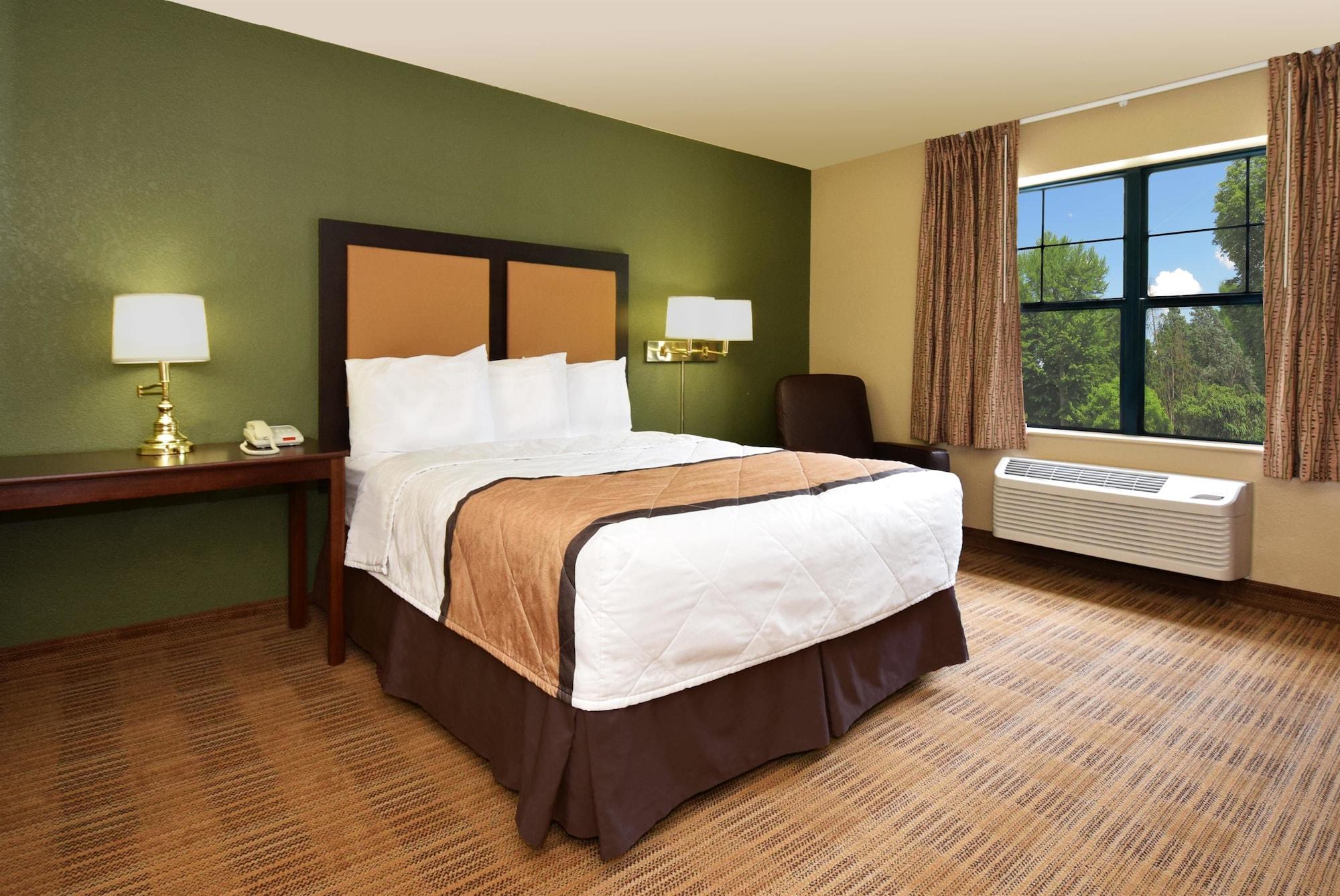 Extended Stay America Suites - Richmond - Hilltop Mall Eksteriør billede