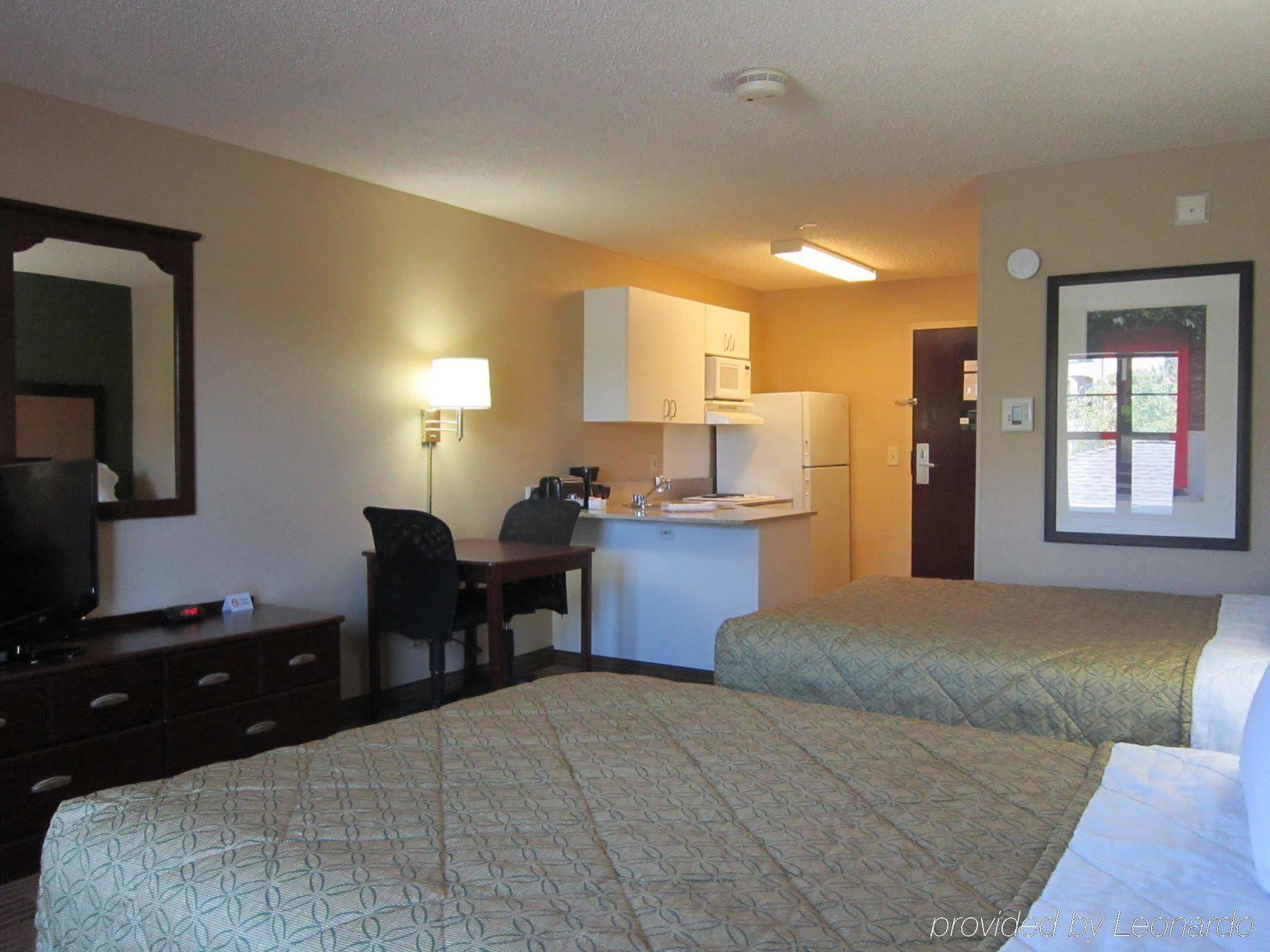 Extended Stay America Suites - Richmond - Hilltop Mall Eksteriør billede